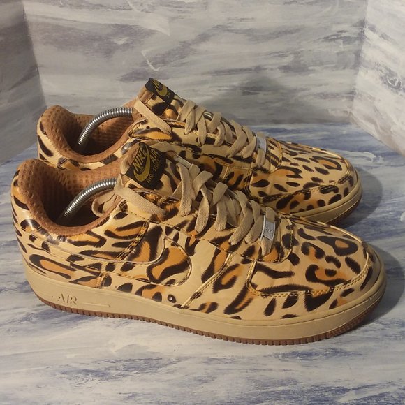 Nike Air Force 1 Leopard Print Men size 10.5 - Picture 2 of 10